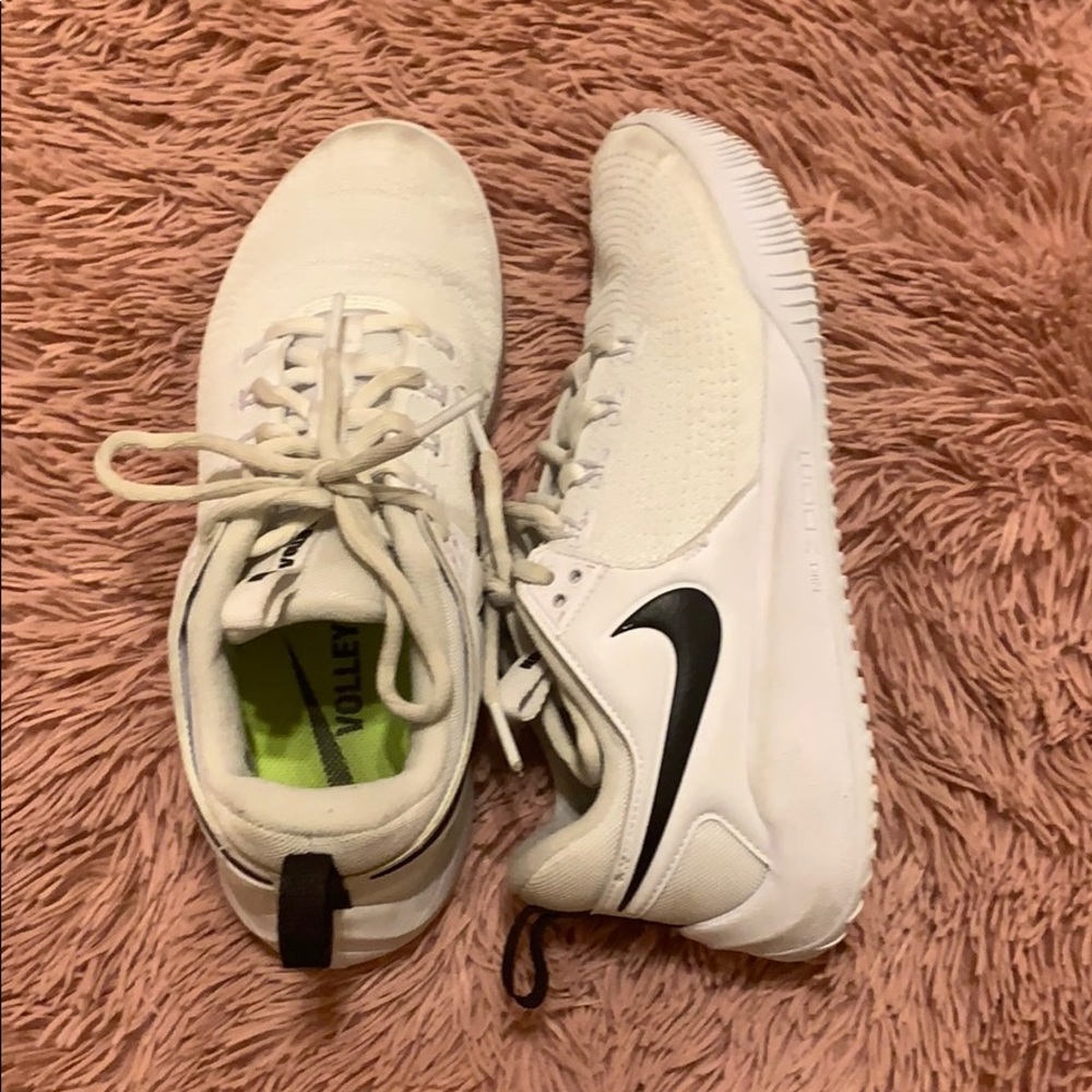 Nike volleyball shoes